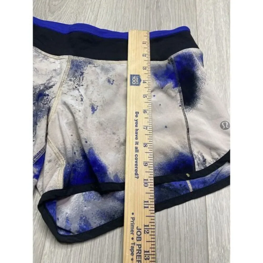 Lululemon Short Women 6 Speed Short Milky Way‎ Purple Running Active Gym 4.5